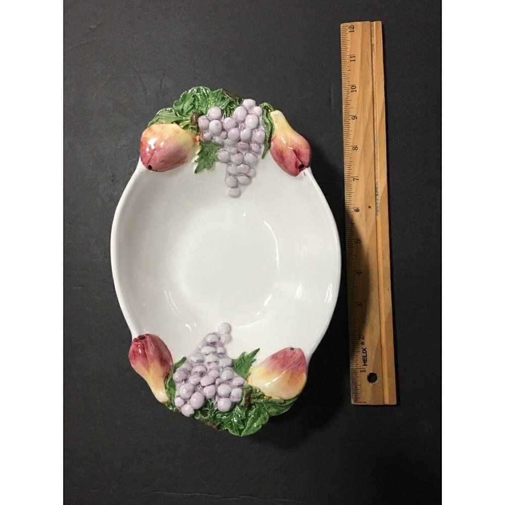 Fruit Design Serving Bowl Made In Italy Pottery Ceramic White 3D Grapes Pears - Picture 5 of 5